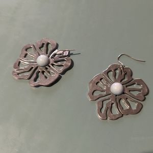 Buy 1 get 1 free - Earrings